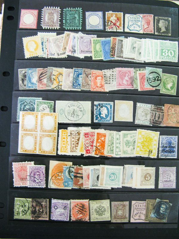Worldwide Antique Stamp Collection In Scott Album Catalogue Value $ 