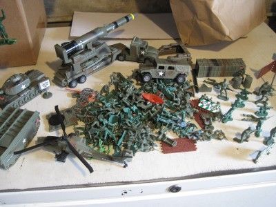 Plastic Toy Soldiers Army Men Lot, Plus Many Accessories. Vehicles 