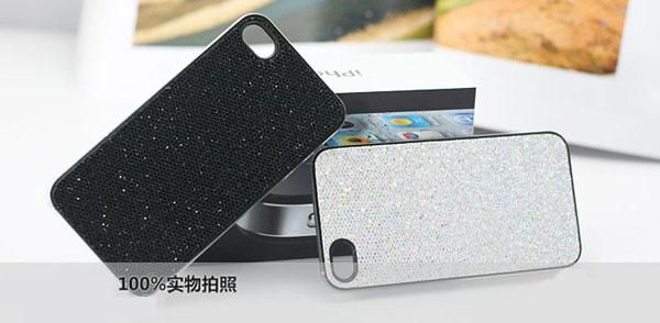 This slim fit rubber coated snap on case compatible with Apple iPhone 