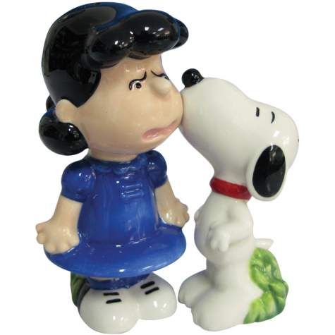 18277   Snoopy & Lucy Kiss Salt/Pepper Shakers (Peanuts Collection 